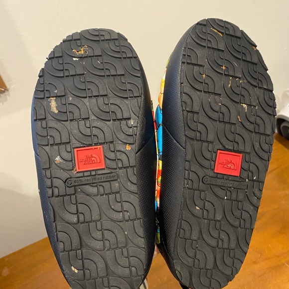 The North Face Quilted Slippers - Black and Multicolor - Picture 5 of 5